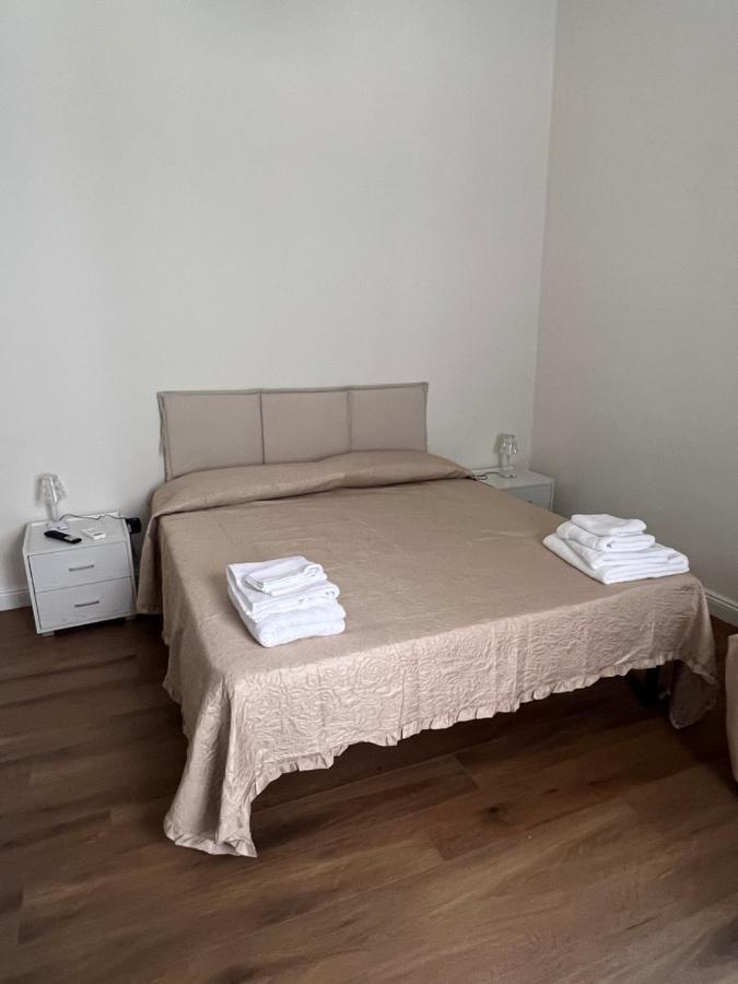 Apartamento Reggioduomo Reggio Calabria Exterior foto